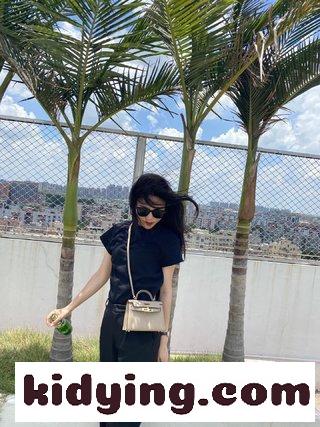 小さいサイズはアジアの女性に人気が高まっており その理由の一部は身長である エルメス バッグ 軽いコピー-2