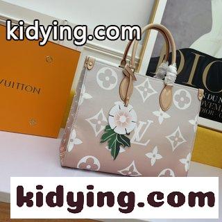 このOnTheGo中号の手袋は,シボレザーで古典的なMonogram模様の目立つ拡大をしております ルイヴィトンのバック コピー-1