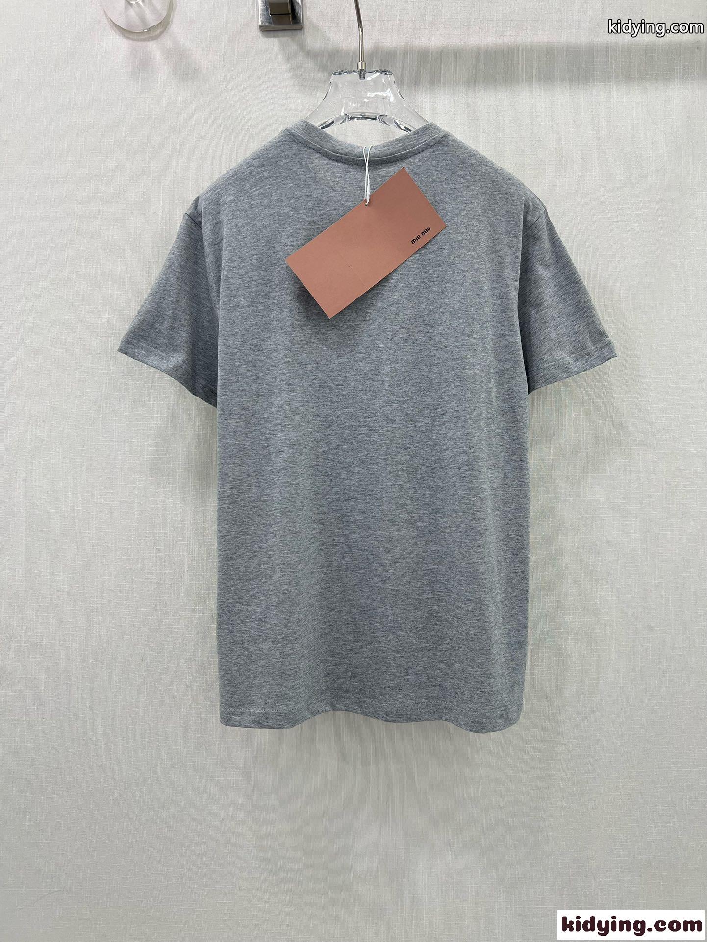 ベーシック ハート ロゴ コットン 半袖Tシャツ ミュウミュウ Tシャツ コピー グレー-4