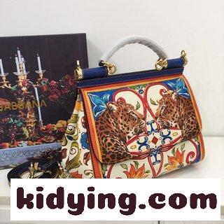プリントシリーズ【Dolce & Gabbana】定番 カラフル ドルチェ&ガッバーナ d&g コピー 多くのスターのお気に入ります-2