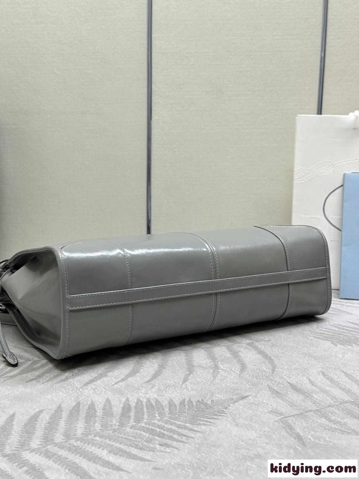エレガント 1BA433 プラダ ボニー ラージ レザー ハンドバッグ スーパーコピー グレー-3