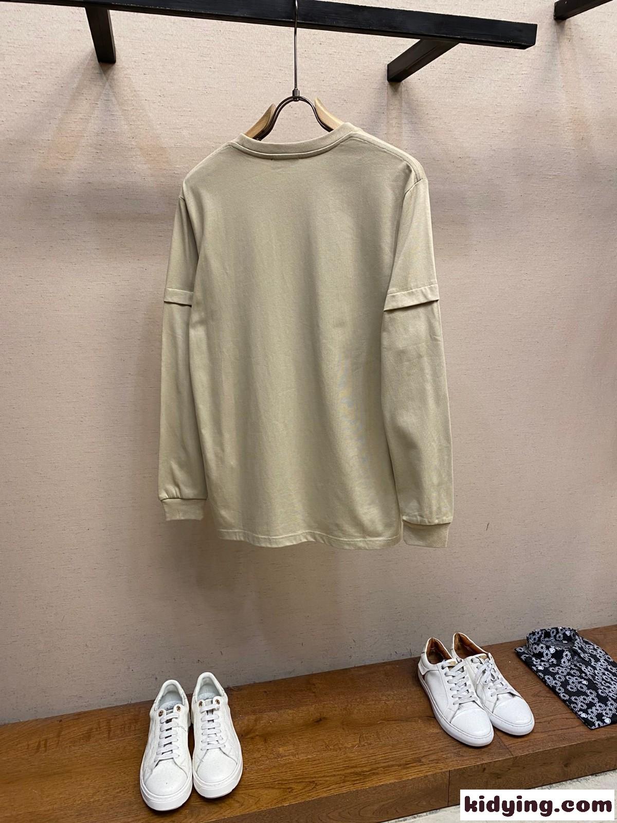 ナイロンポケット クルーネック 長袖Tシャツ プラダ Tシャツ コピー アプリコット-2