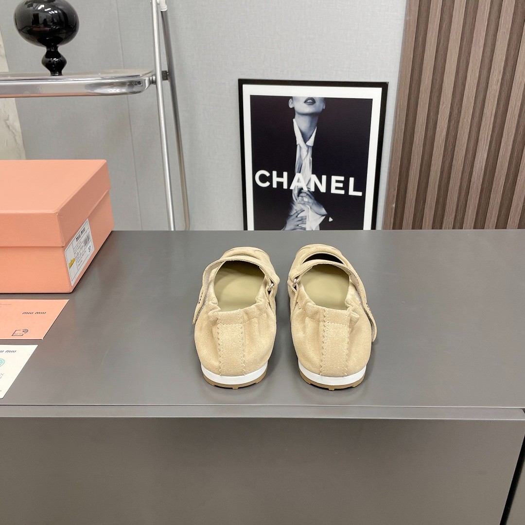 大人かわいい バレリーナ ミュウミュウ シューズ スーパーコピー バレエシューズ カーキ-3