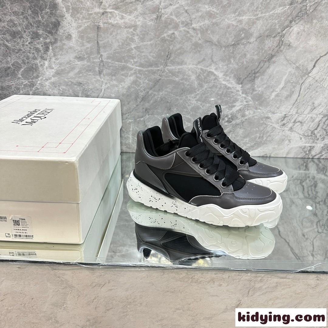 人気 おしゃれ Alexander McQueen コート テック トレーナー スニーカー コピー カジュアル-1