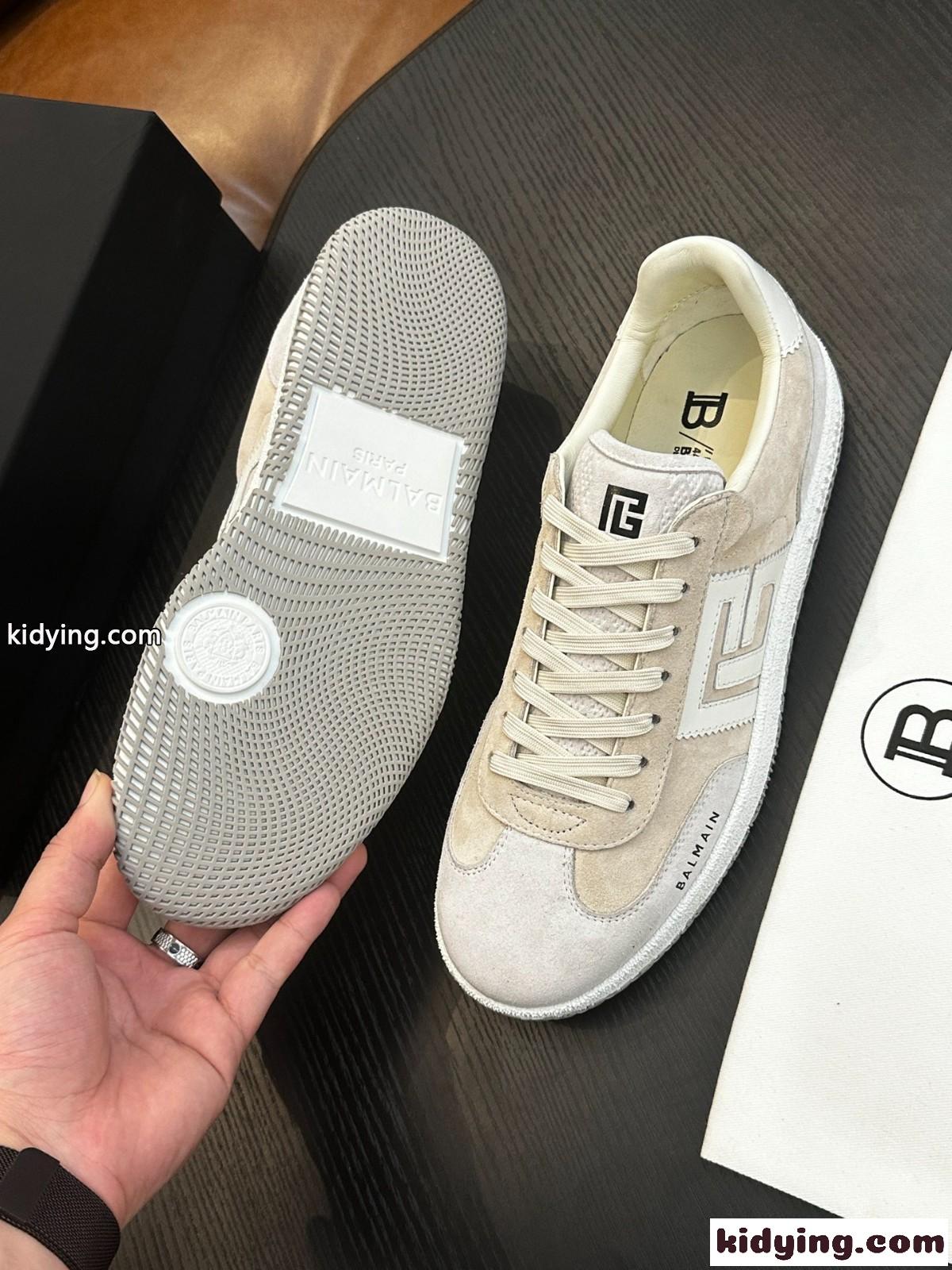 Balmain Swan スエードスニーカー 定番 カジュアル バルマン スニーカー スーパーコピー-4