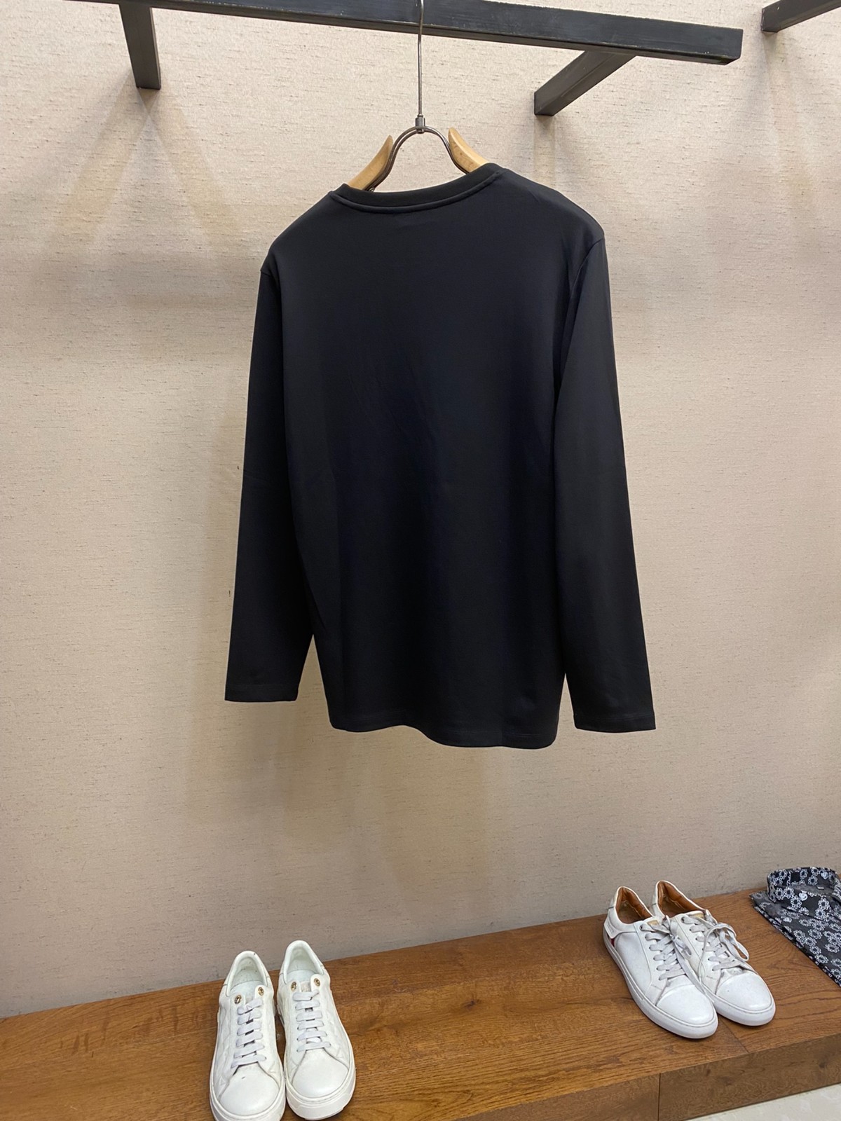 カジュアル お洒落 ロゴパッチ 長袖Tシャツ ドルチェ&ガッバーナ Tシャツ コピー ブラック-1