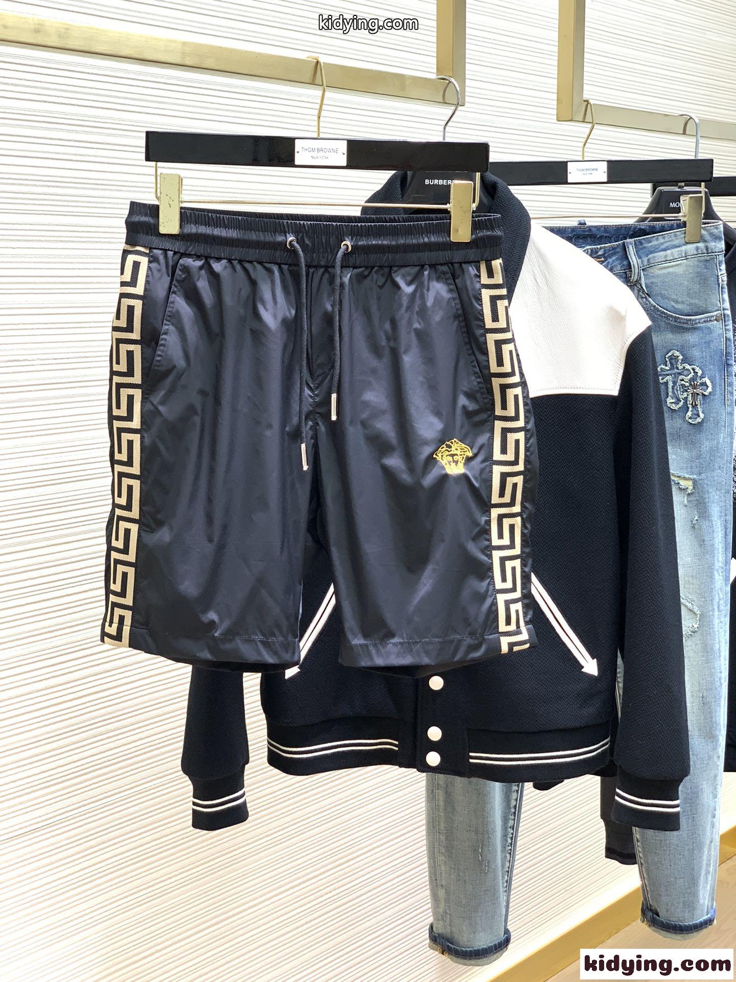 カジュアル おしゃれ ロゴ ショーツ ヴェルサーチェ パンツ コピー ショートパンツ-0