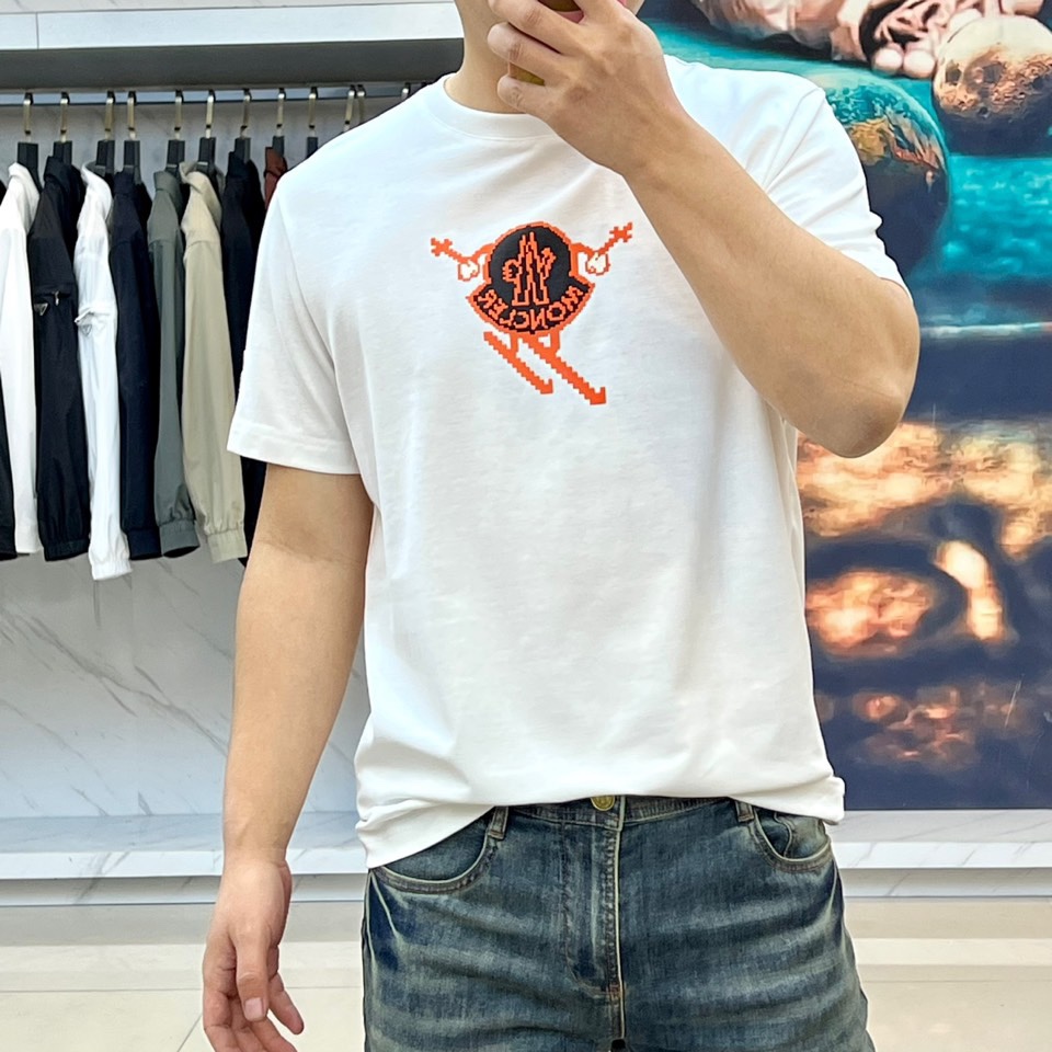 人気 コットン プリント モンクレール Tシャツ スーパーコピー 半袖Tシャツ ホワイト-1
