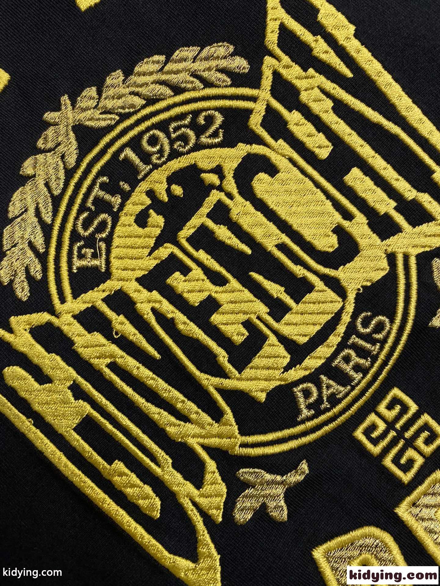 カジュアル ジバンシィ Tシャツ コピー 半袖 刺繍入り クルーネック コットン-4