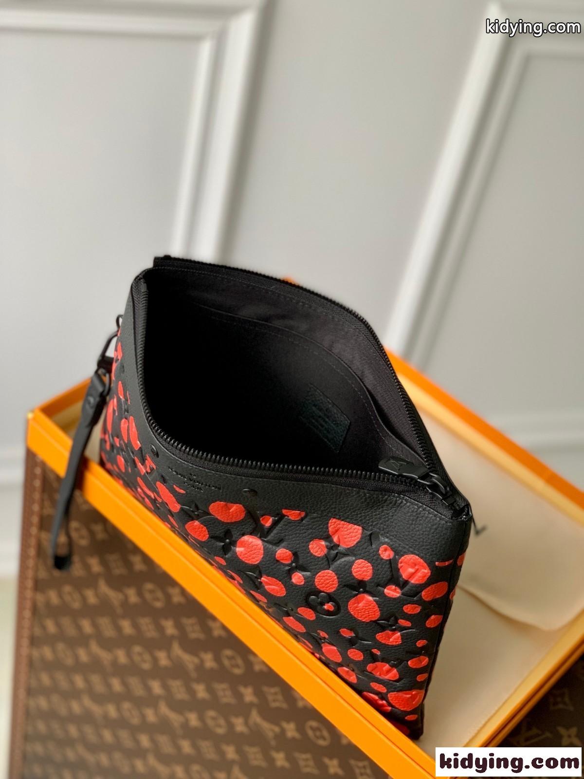 M82019 LV × YK ポシェット･トゥ･ゴー ルイ・ヴィトン バッグ コピー メンズ クラッチバッグ-2
