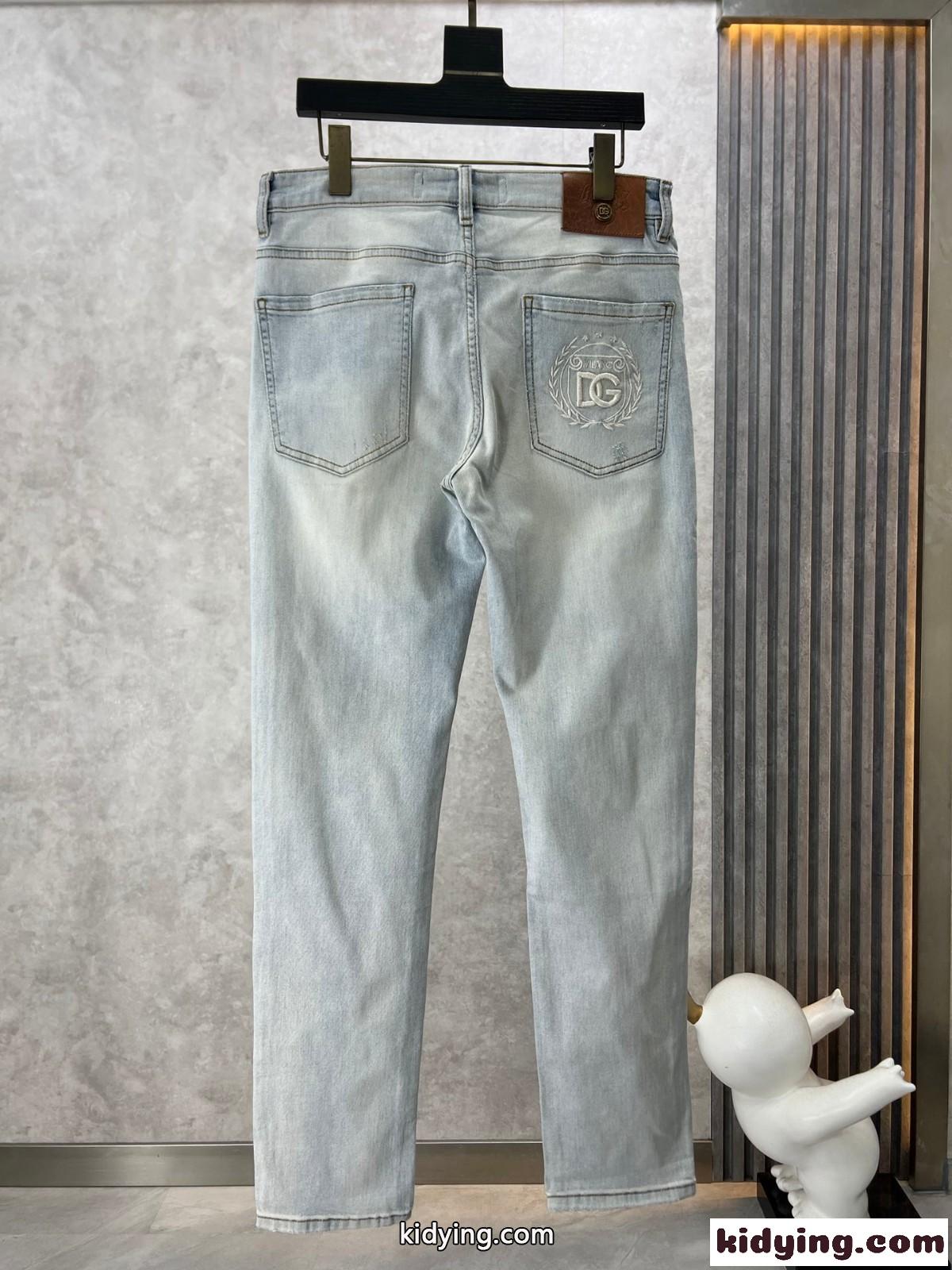 合わせやすい ドルチェ&ガッバーナ ジーンズ コピー メンズ 定番 デニムパンツ-0