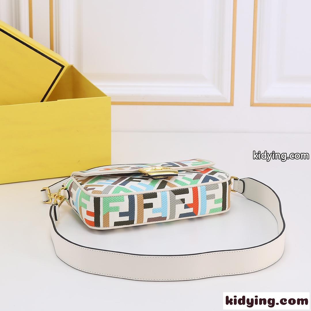 FF刺繍 バゲット ショルダーバッグ フェンディ バッグ 人気 コピー レディース　ファッション-2