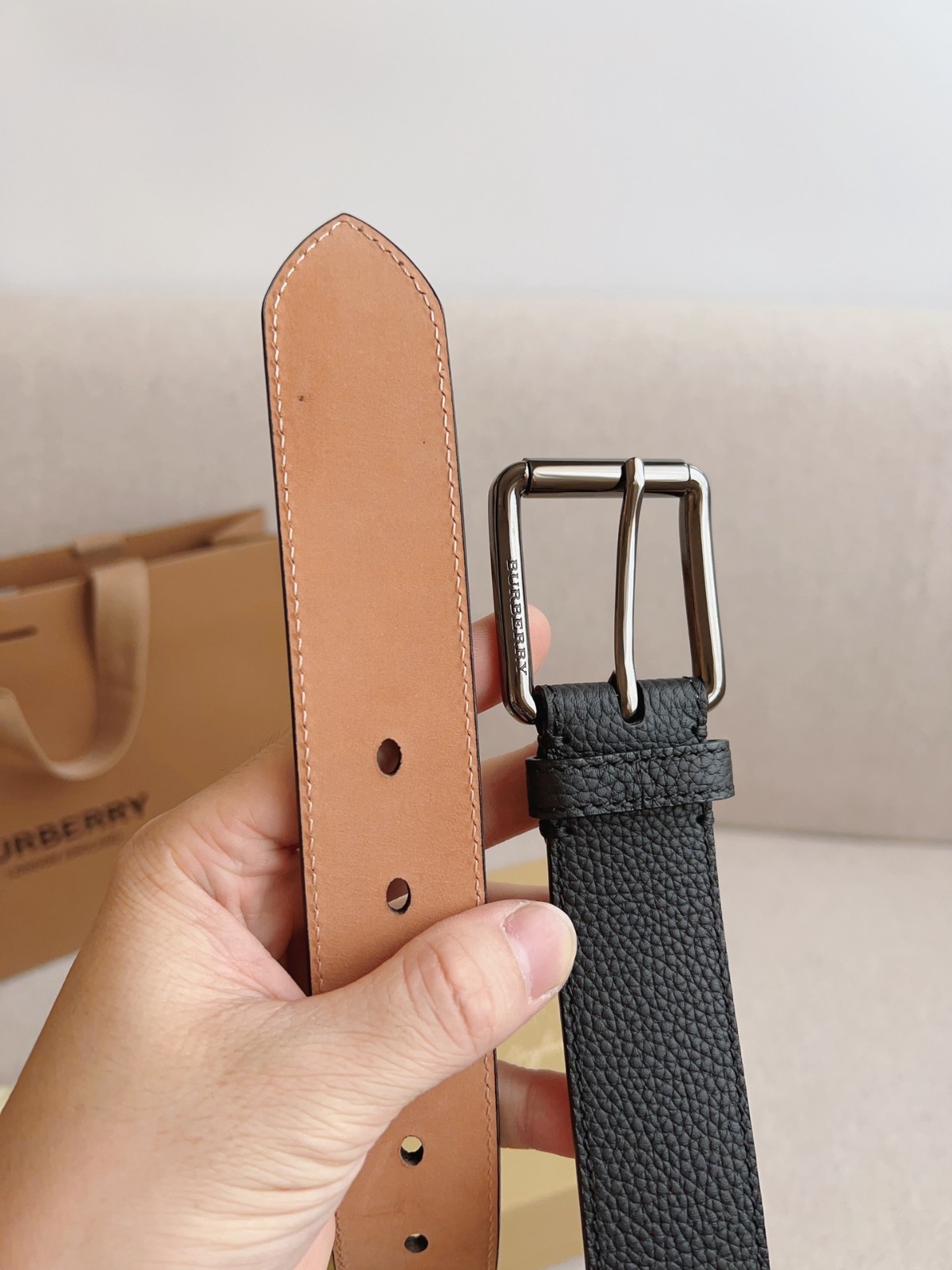 上品 合わせやすい バーバリー ベルト コピー シンプル レザーベルト-3