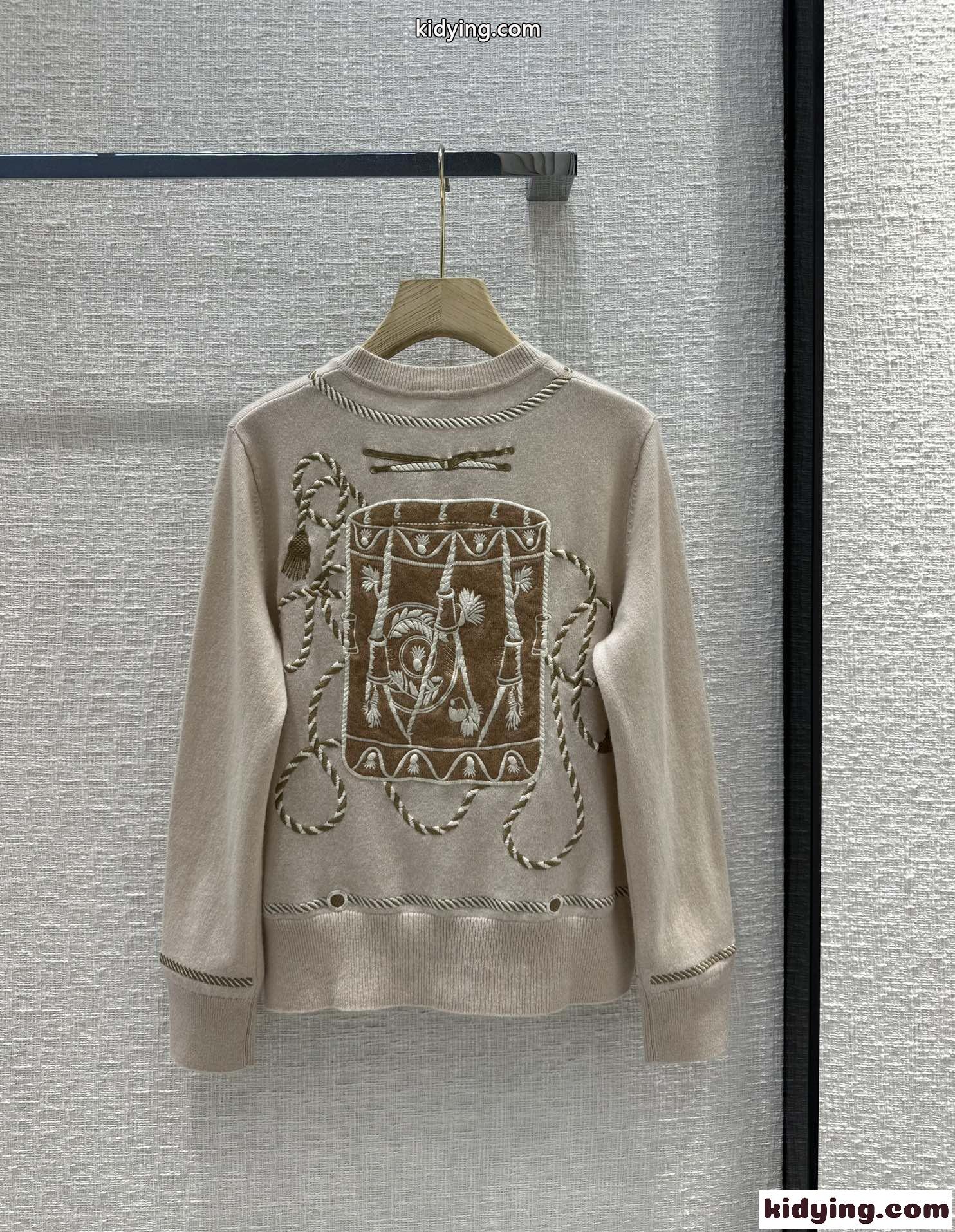 23AW◆上品な女性の憧れ HERMES レ タンブール カシミア カーディガン コピー-4