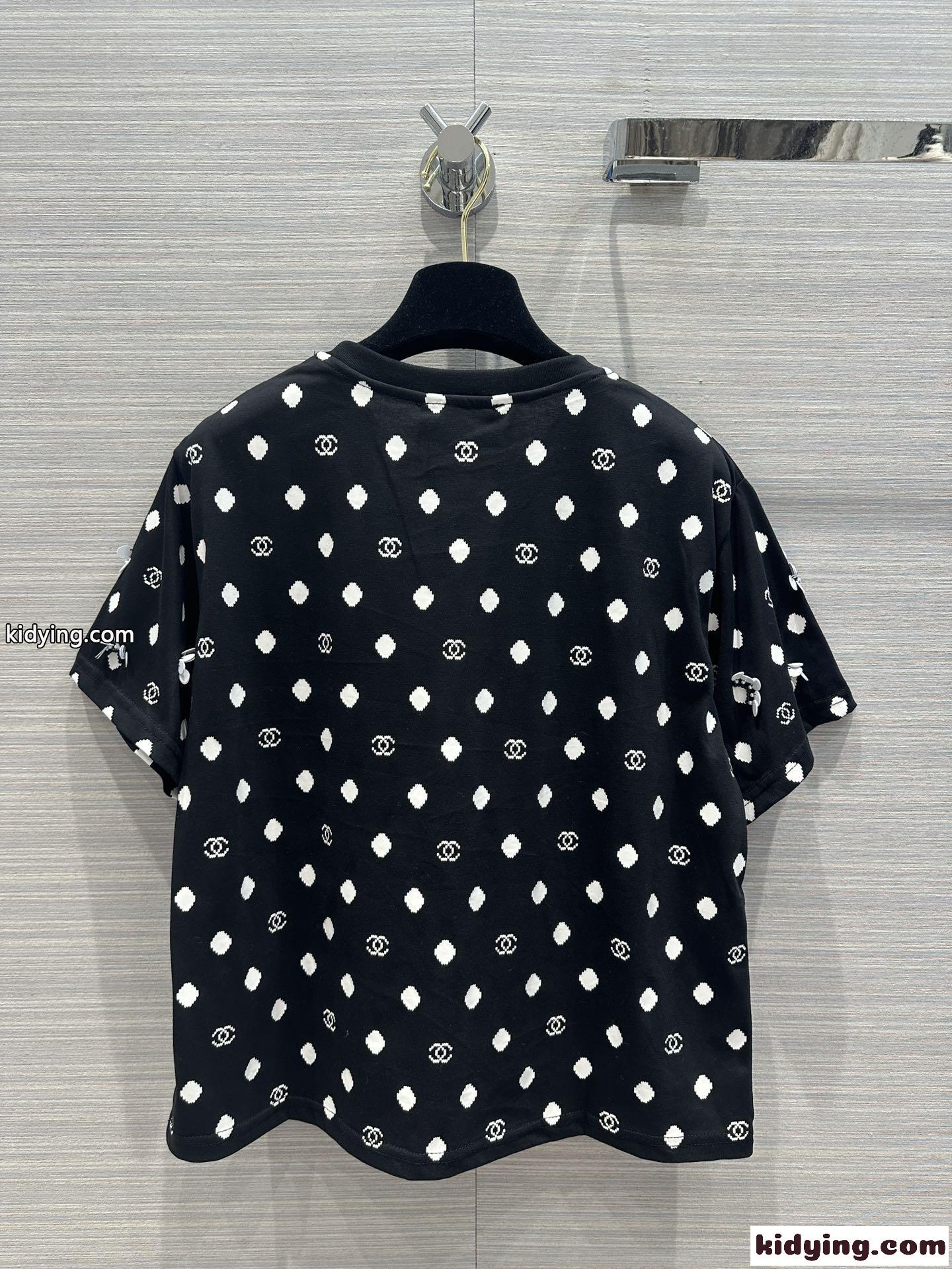 可愛い フラワー ロゴ クルーネック コットン シャネル Tシャツ コピー 半袖Tシャツ ブラック-4