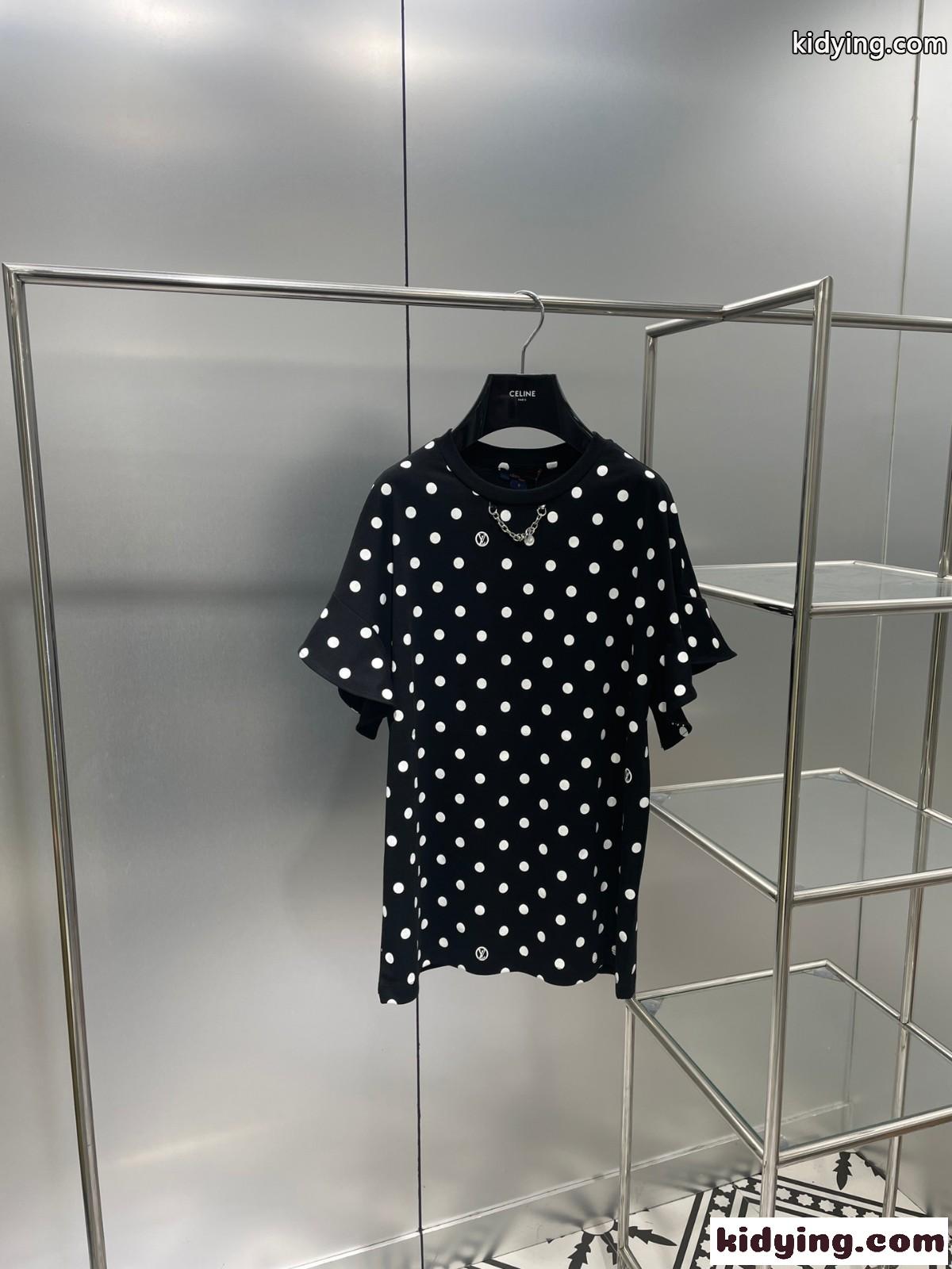 定番 おしゃれ 可愛い ドット柄 柔らかい 快適 レディース ルイ・ヴィトン Tシャツ コピー 半袖 トップス-4