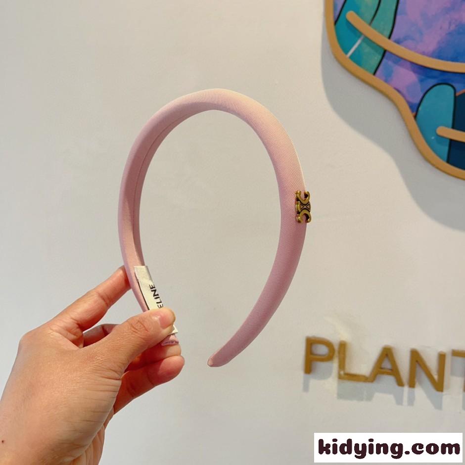 シンプル 上品 トリオンフ ヘアアクセサリー セリーヌ カチューシャ 偽物-2