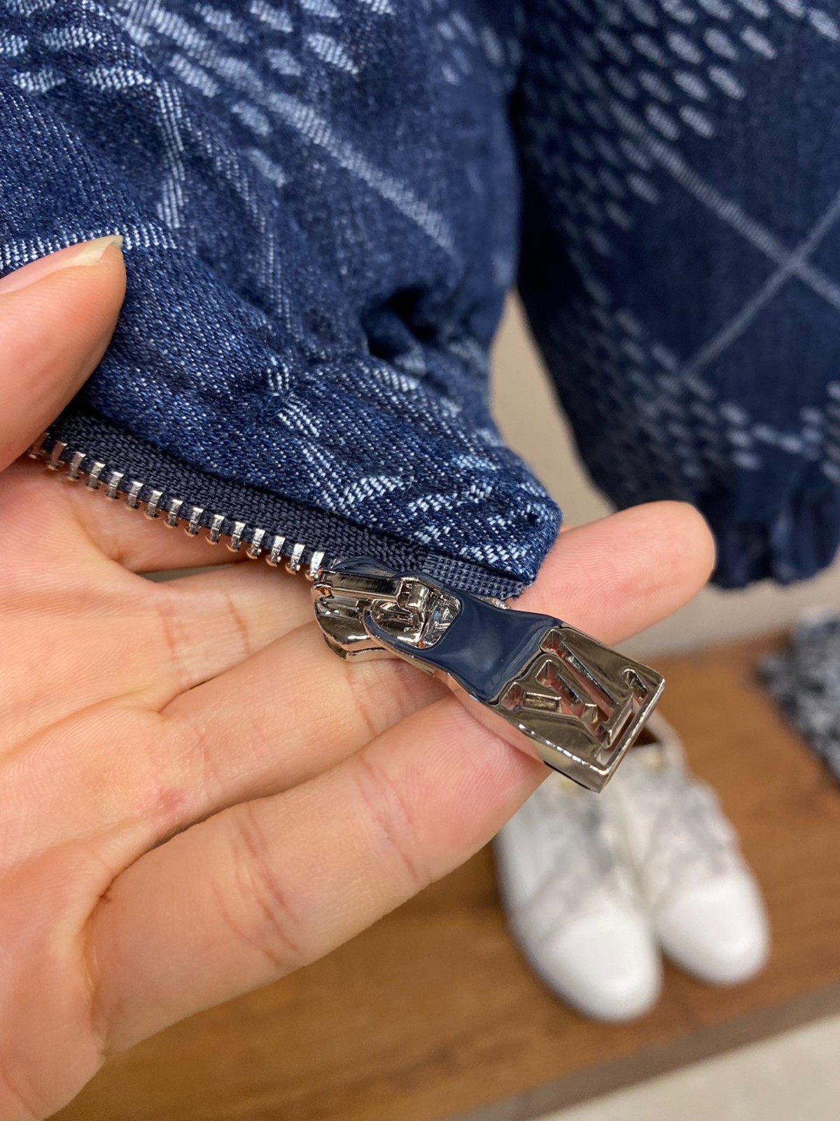 人気 デニムフリースブルゾン ルイヴィトン ジャケット コピー アウター-4