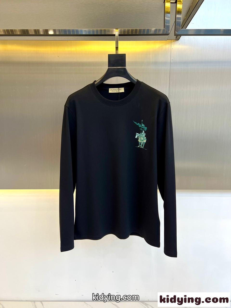 シンプル ロゴ入り クルーネック 長袖Tシャツ バーバリー Tシャツ 偽物 ブラック-0