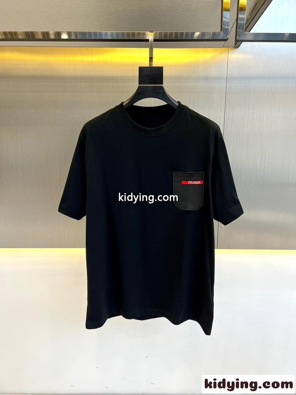 お洒落 合わせやすい プラダ Tシャツ コピー 半袖Tシャツ ブラック-1