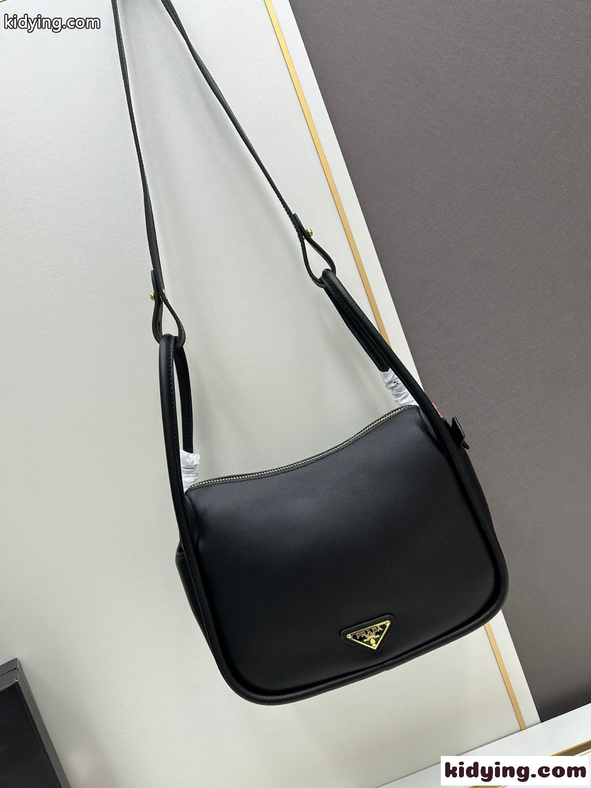 上品 カジュアル レザー ハンドバッグ プラダ バッグ コピー ブラック-5
