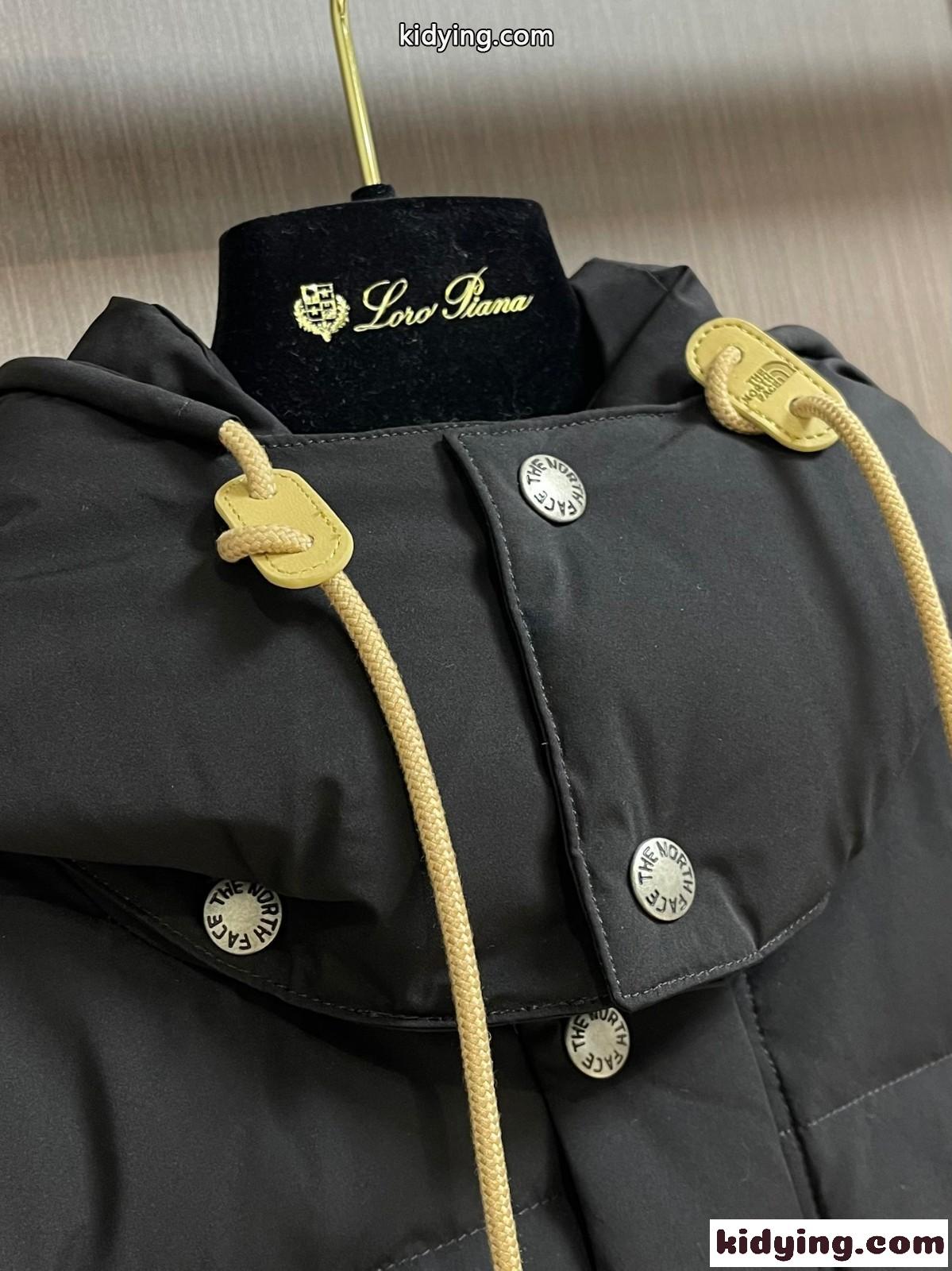 GUCCI x The North Face 暖かい グッチ ダウンジャケット コピー 防風 防寒-3