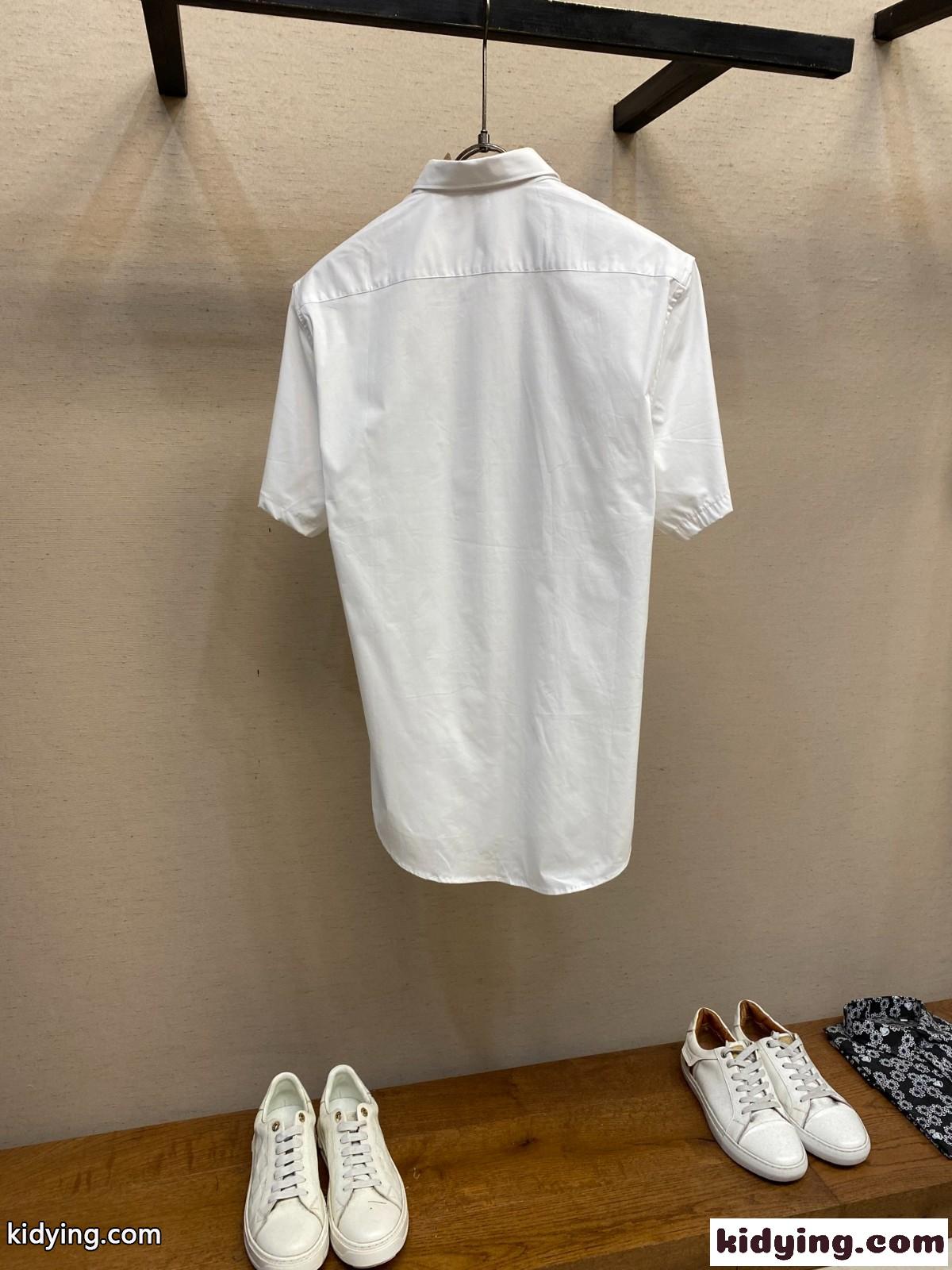 バーバリー シャツ 偽物 シンプル 上品 ショートスリーブシャツ ホワイト-2