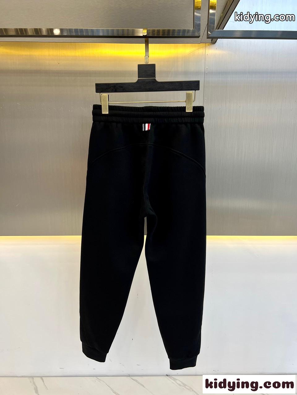 モンクレール パンツ コピー 定番 カジュアル メンズ スウェットパンツ ブラック-4