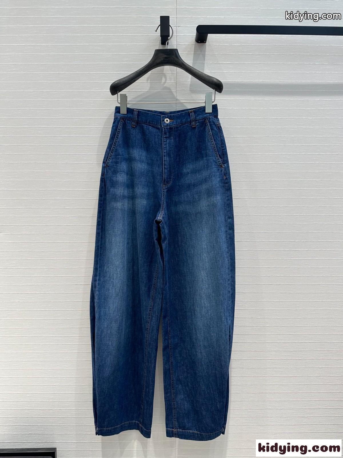 合わせやすい 着痩せ デニムパンツ ロエベ パンツ コピー ジーンズ-1