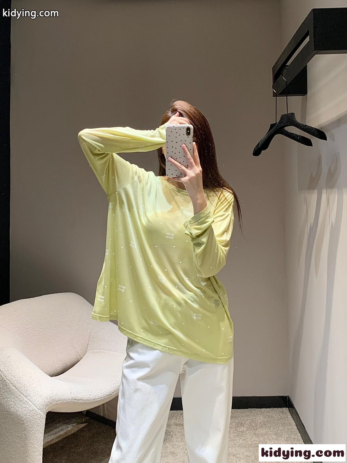 柔らかい 春夏 コットン 長袖Tシャツ ミュウミュウ Tシャツ コピー グリーン-1