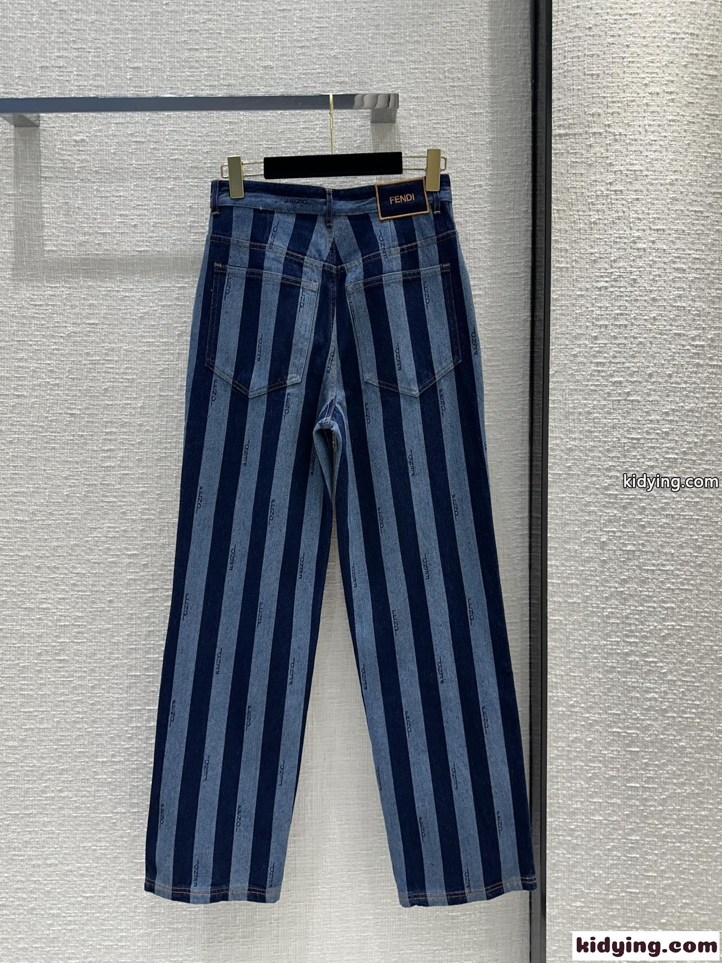 フェンディ パンツ スーパーコピー カジュアル お洒落FF デニムパンツ-4