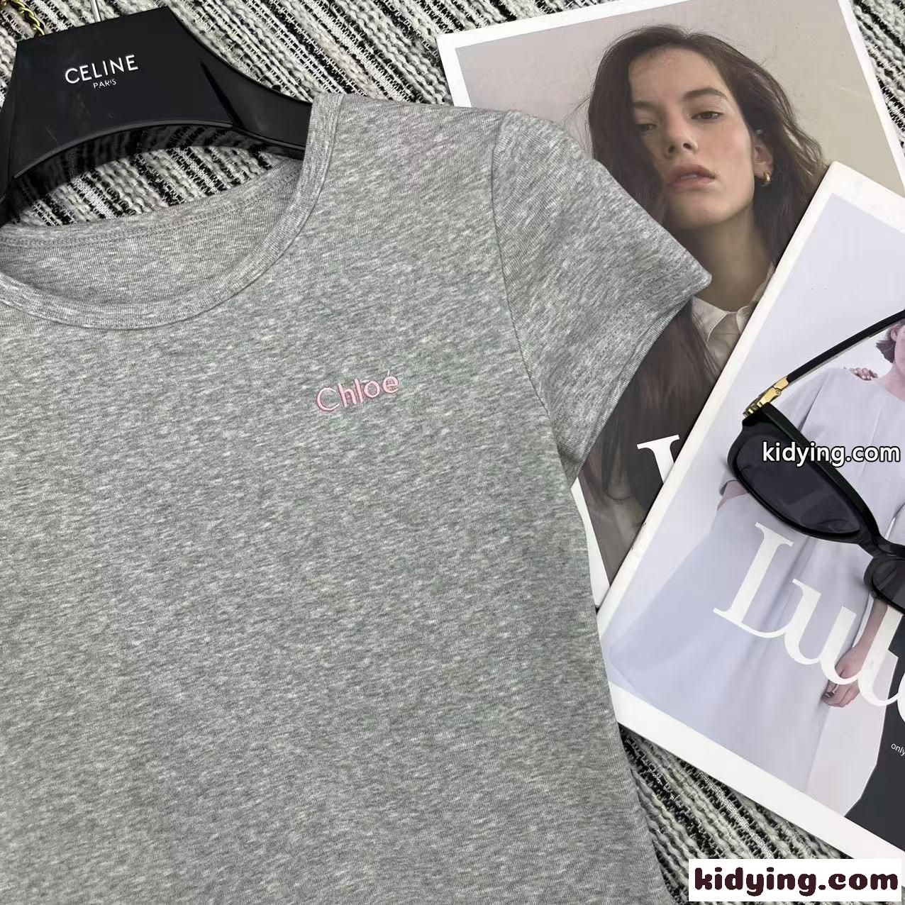 シンプル コンパクト コットン 半袖Tシャツ クロエ Tシャツ スーパーコピー グレー-1