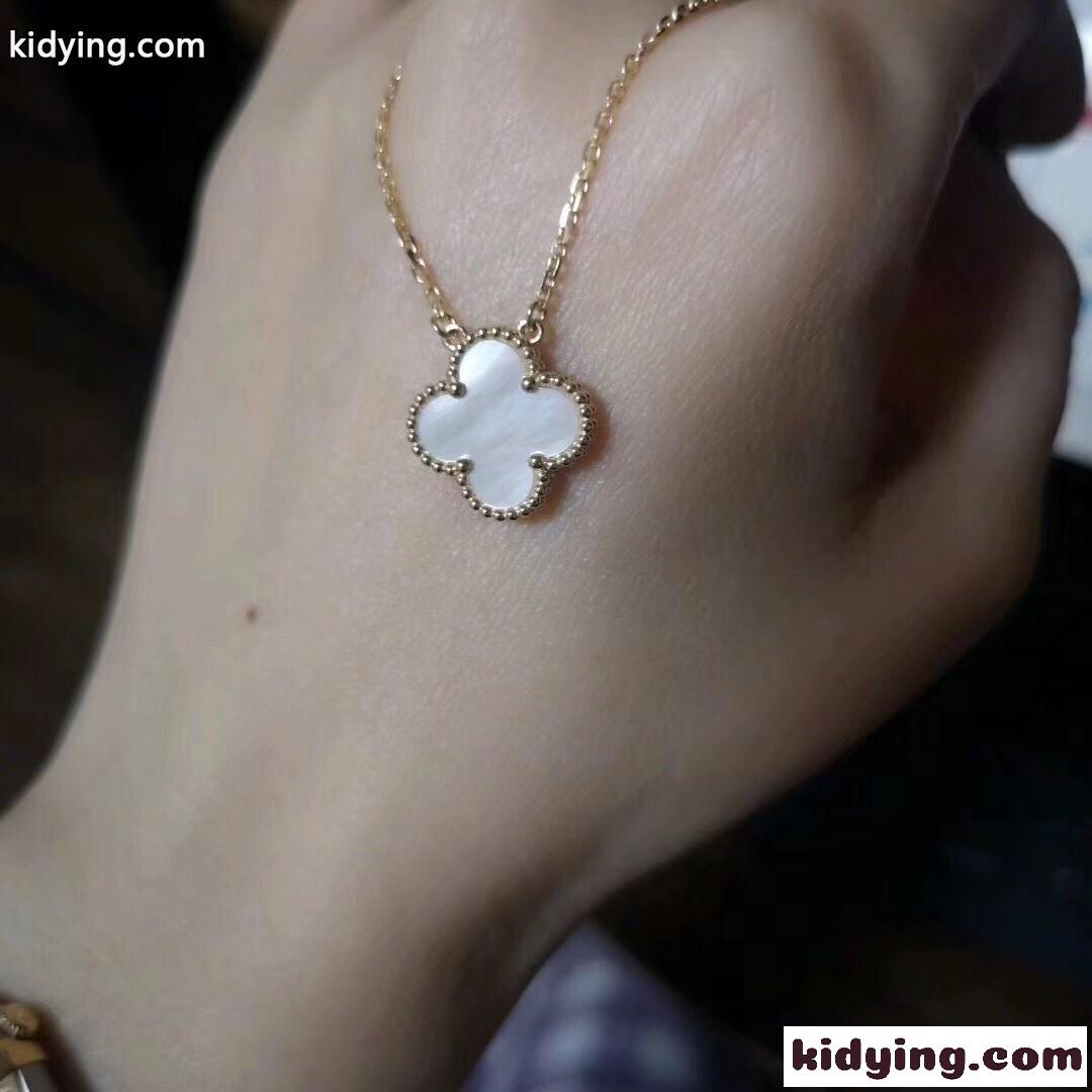 定番 人気 四つ葉のクローバー 18k メッキ ヴァンクリーフ&アーペル ネックレス コピー レディース アクセサリー-1