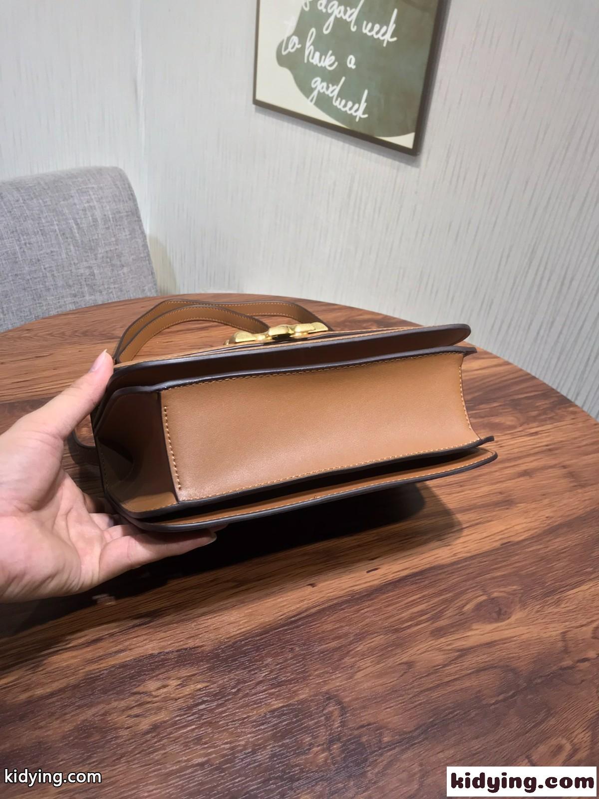 選べる4色 高級 高品質 レザー コンパクト ショルダーバッグ 斜め掛け 肩掛け トリー バーチ バッグ コピー レディース 人気-6