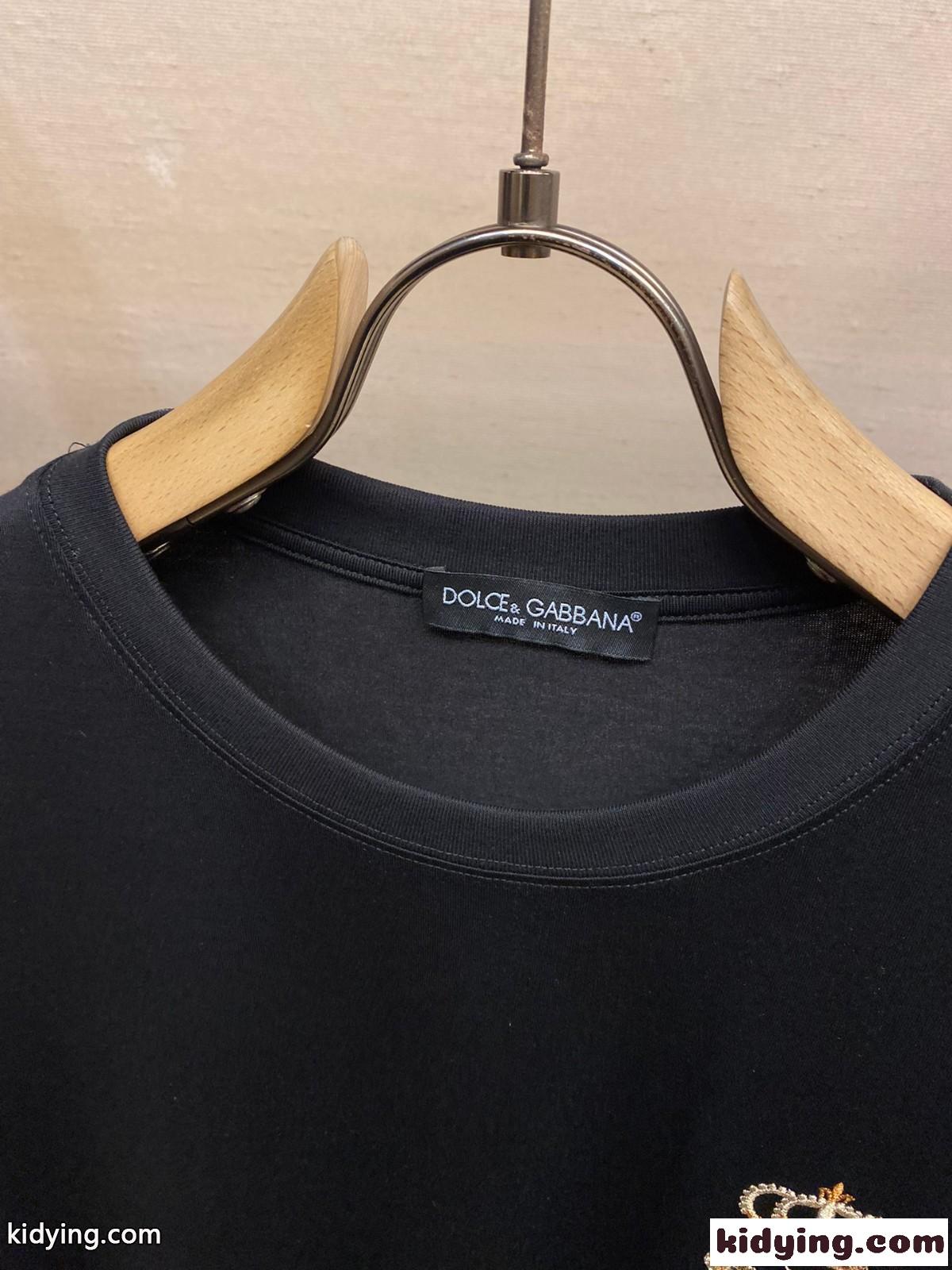 ドルチェ&ガッバーナ Tシャツ コピー カジュアル ゆったり 刺繍入り 半袖Tシャツ ブラック-1