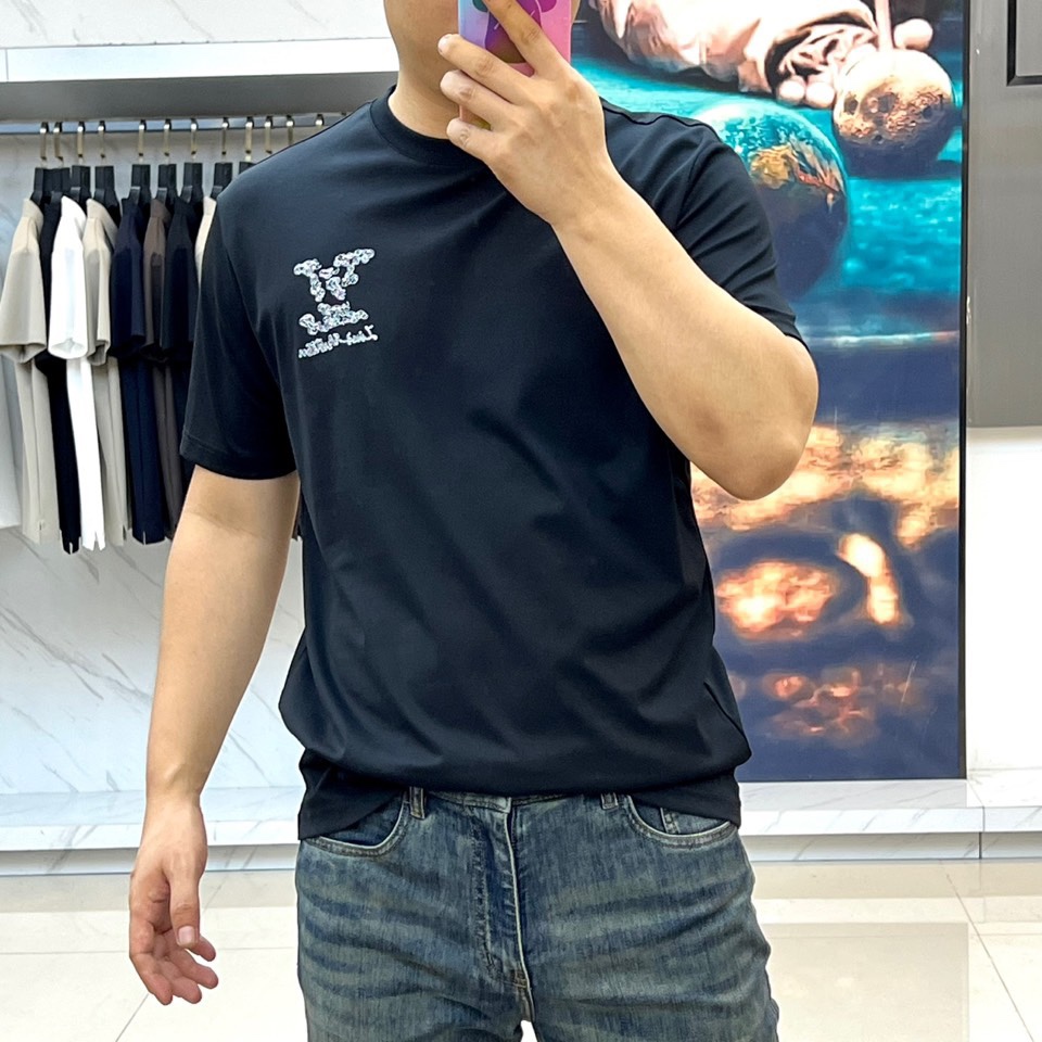 シンプル 合わせやすい クルーネック ルイ・ヴィトン Tシャツ 偽物 ブラック-2