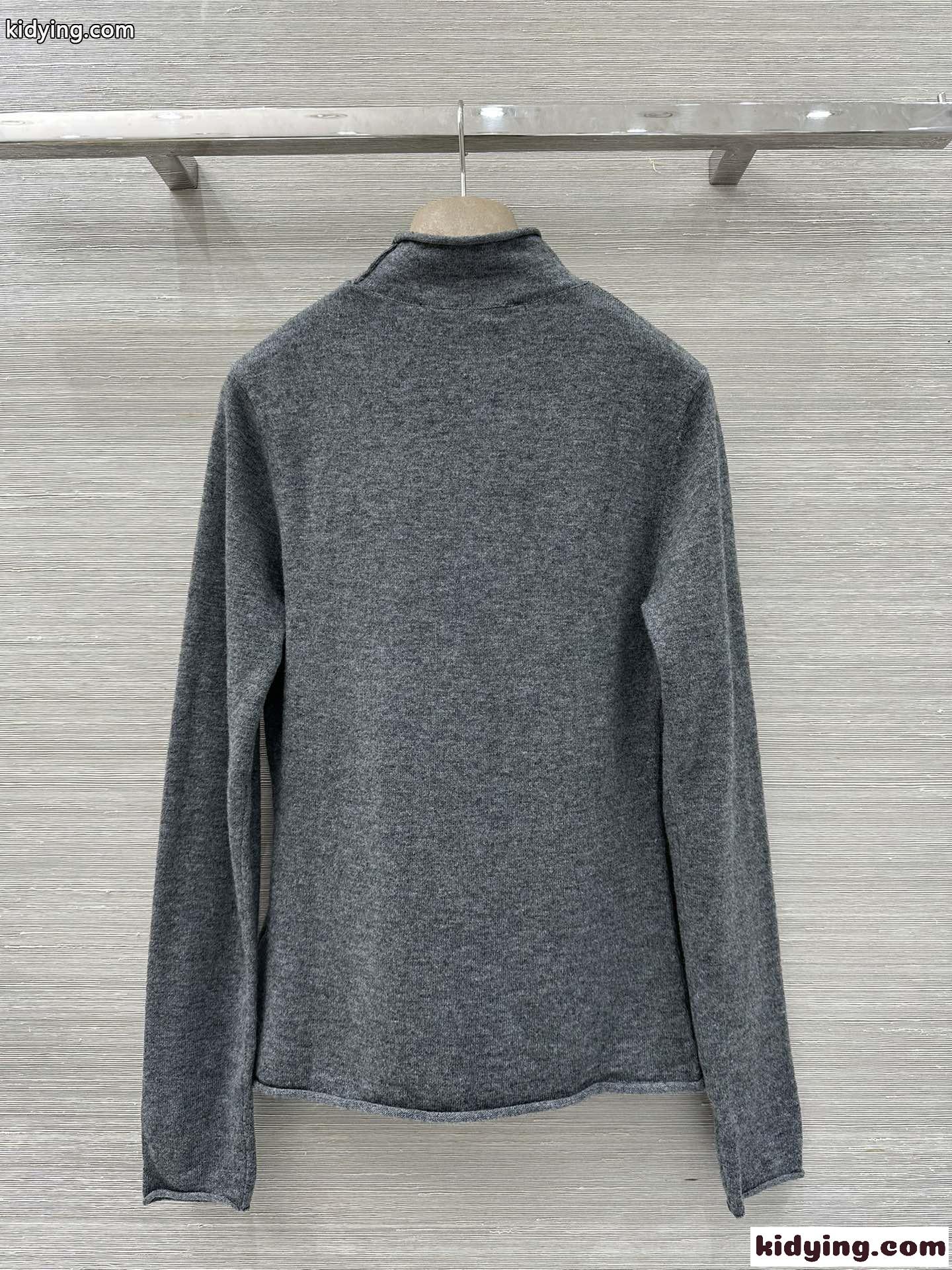 ブラッシュド シグネチャープルオーバー ルイ・ヴィトン Tシャツ コピー グレー-4