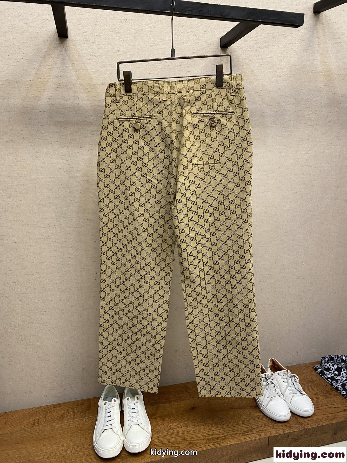 高級感 GGキャンバス ストレートパンツ グッチ パンツ コピー カーキ-2