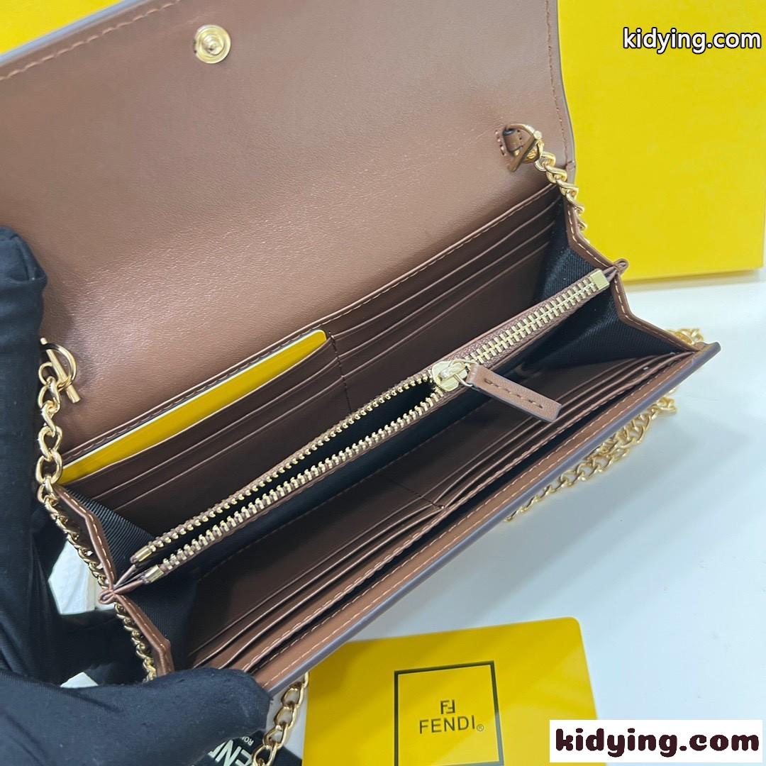 FENDI ROMAコンチネンタル財布 チェーン付き フェンディ 財布 人気 コピー ウォレット ブラウン-3