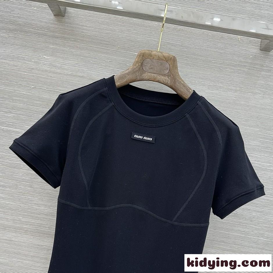 洗練された 合わせやすい 半袖Tシャツ ミュウミュウ Tシャツ コピー ブラック-1
