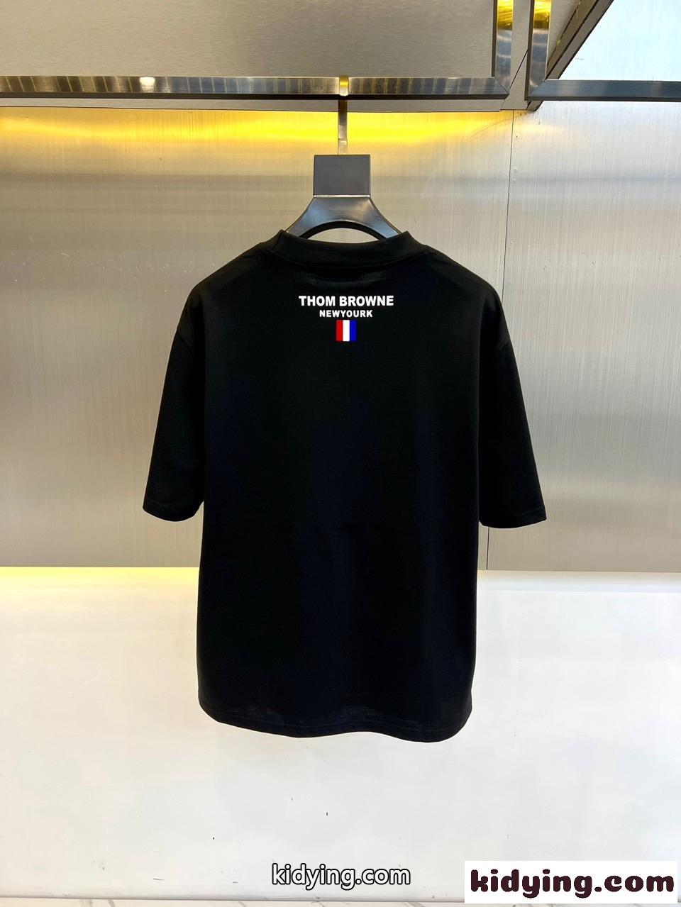 シンプル 刺繍入り トムブラウン Tシャツ コピー クルーネック 半袖Tシャツ ブラック-4