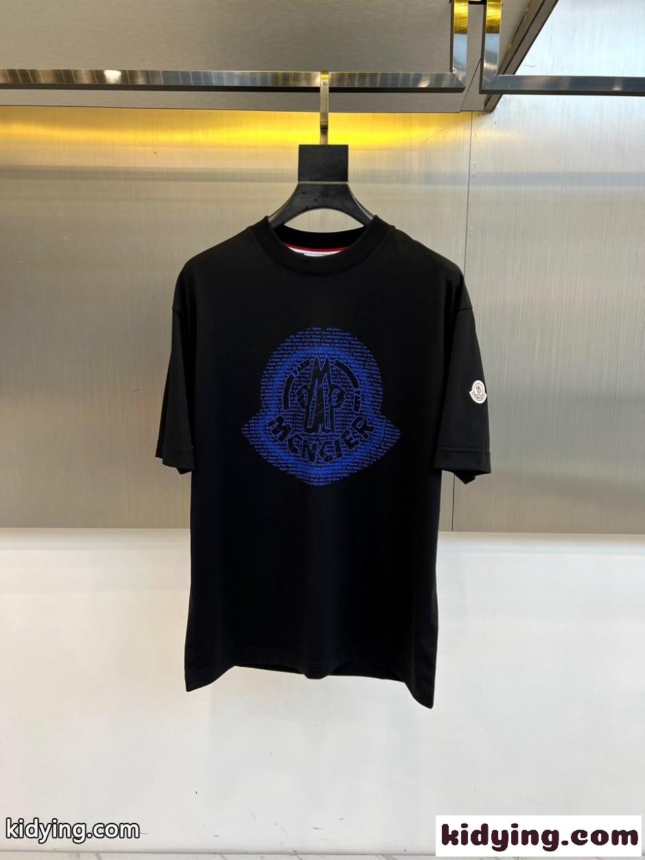 モンクレール Tシャツ 偽物 カジュアル クルーネック 半袖Tシャツ ブラック-1