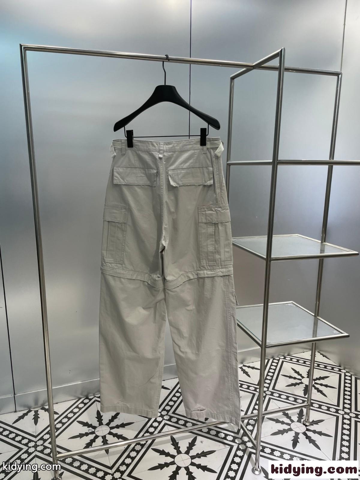 おしゃれ 定番 FLARED CARGO パンツ バレンシアガ パンツ コピー ベージュ-1