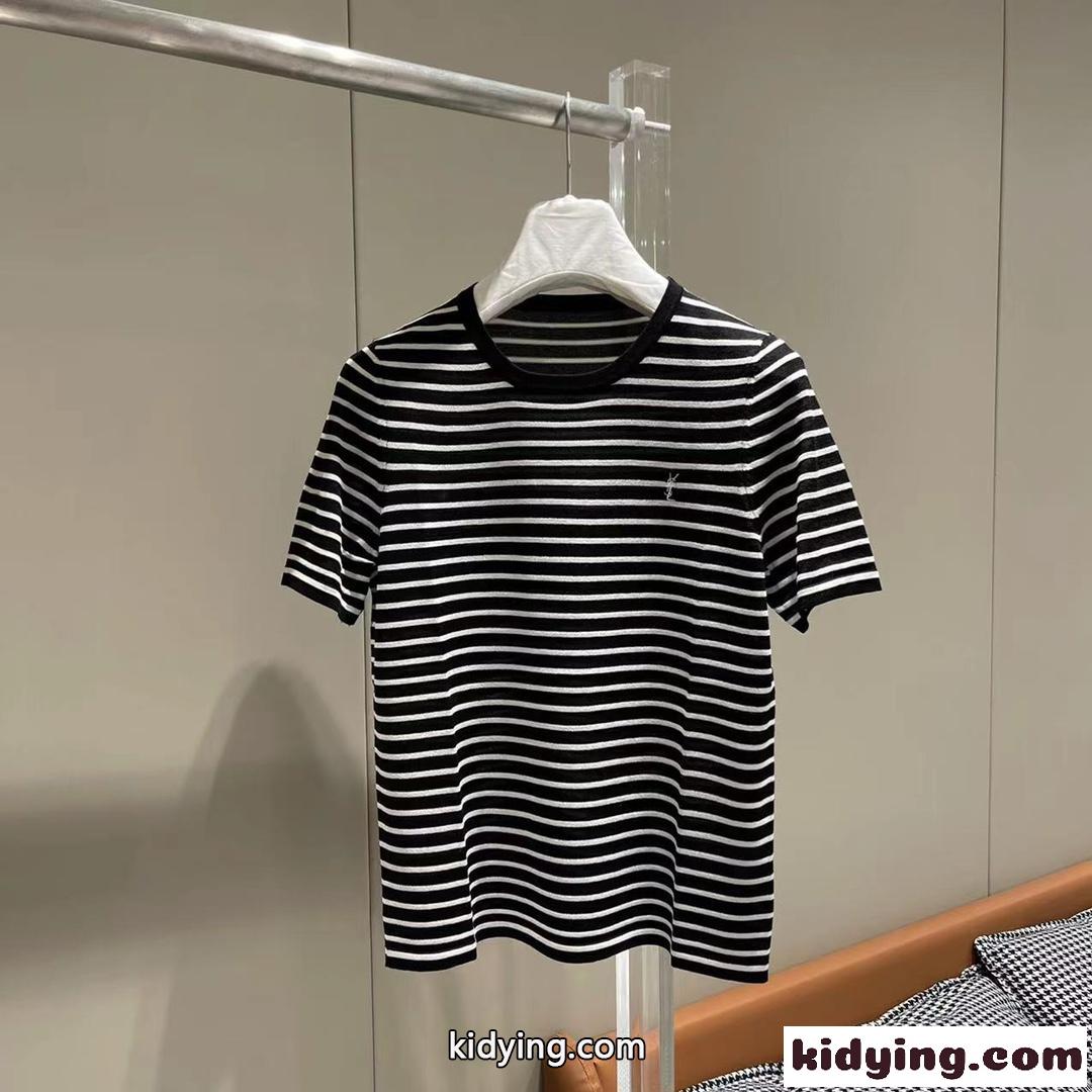 柔らかい 快適 ボーダー柄 クルーネック 半袖 カットソー イヴ・サンローラン Tシャツ コピー カジュアル-0