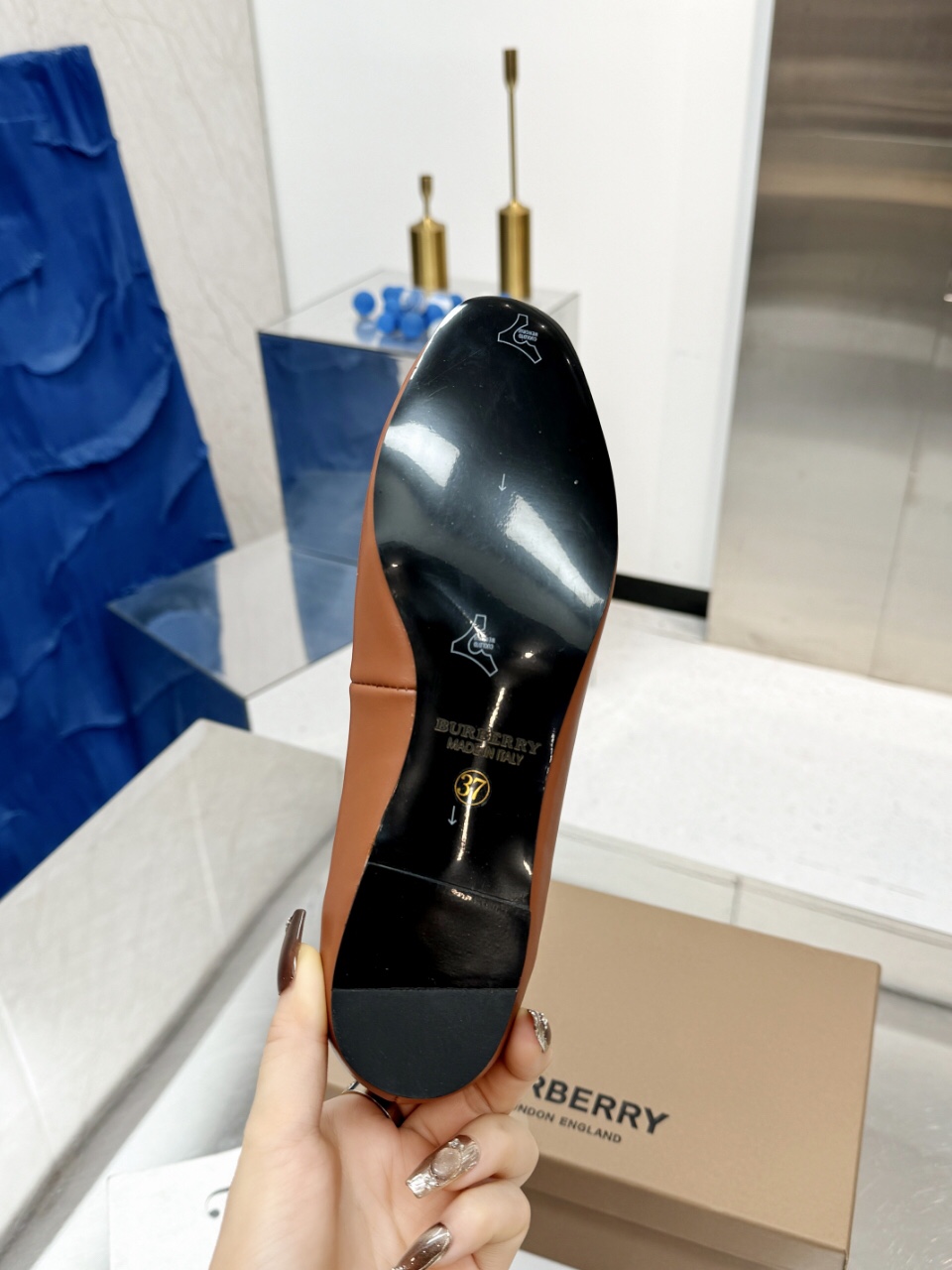 TBモノグラム レザー フラットシューズ バーバリー パンプス コピー ブラウン-4