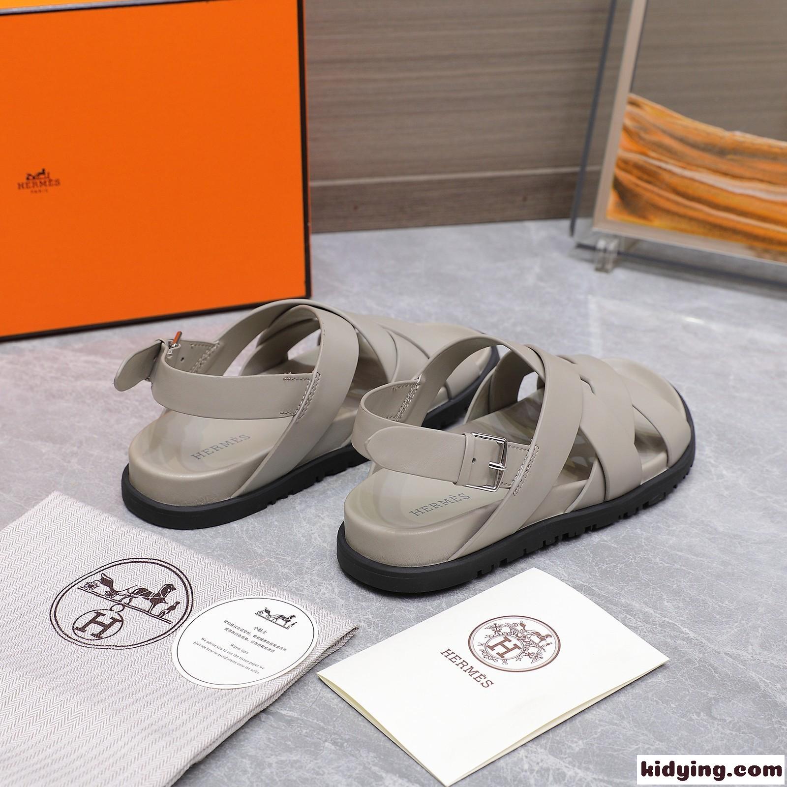 大活躍 ヘラクレス テクノサンダル エルメス サンダル スーパーコピー グレー-2
