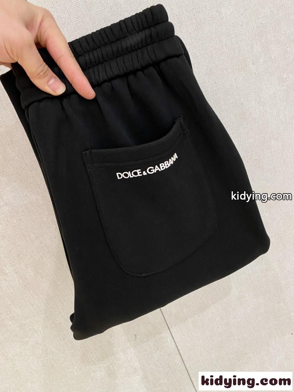 DGエンブレムパッチ 裏起毛 スウェットパンツ ドルチェ&ガッバーナ パンツ 偽物 ブラック-1