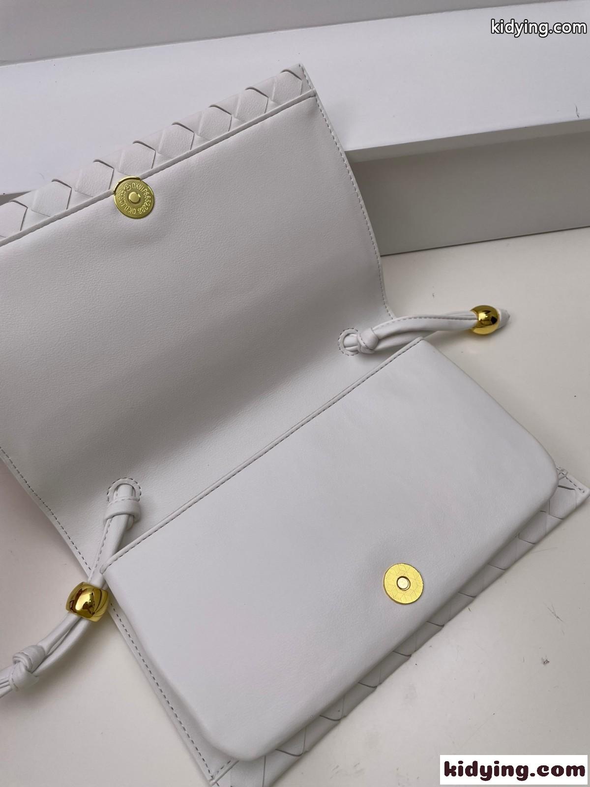 23SS Trio Pouch トリオ ポーチ ストラップ バッグ ボッテガ・ヴェネタ バッグ コピー ホワイト-4