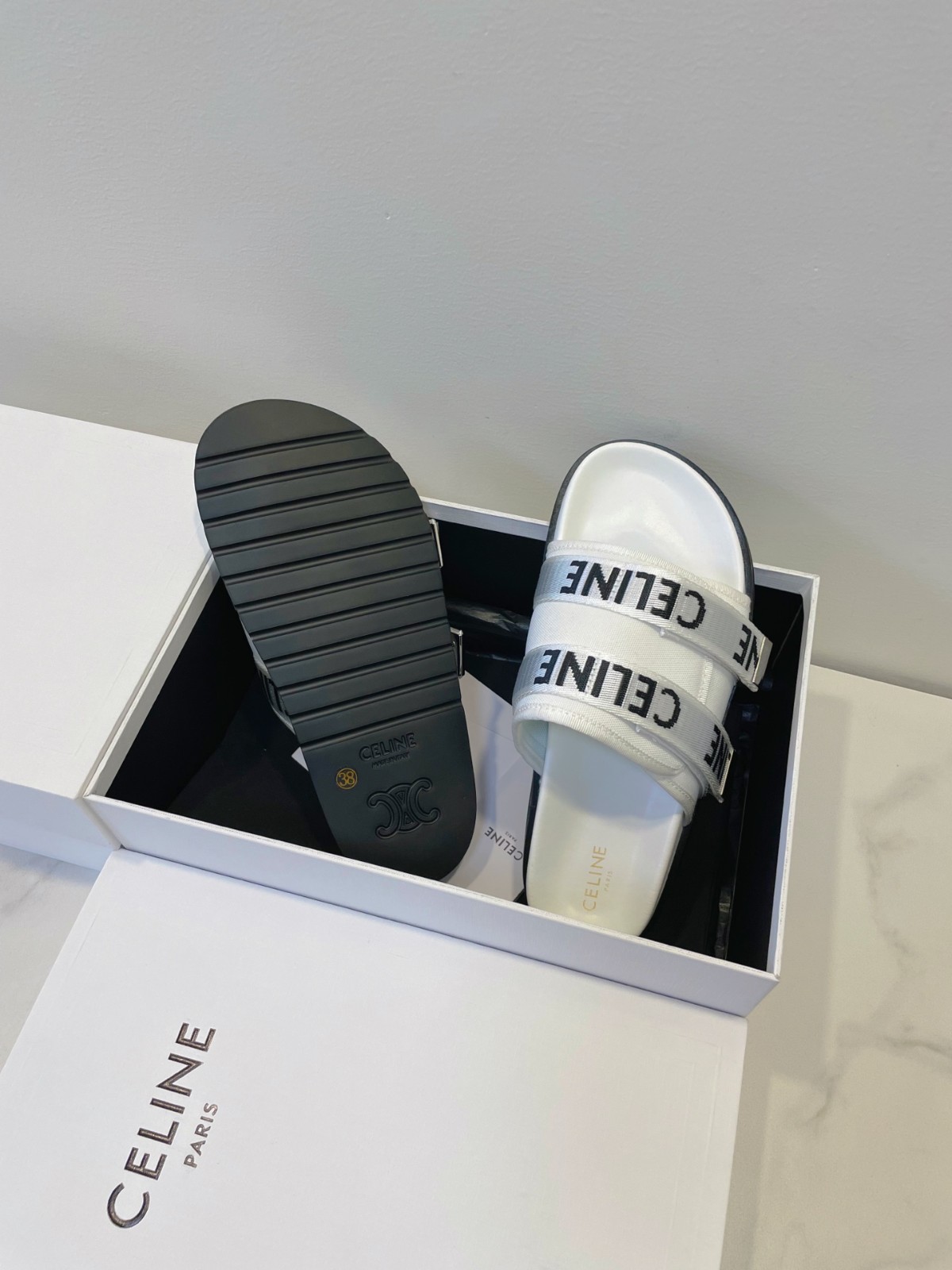 CELINE ピーテオ ストラッピーサンダル セリーヌ スーパーコピー ホワイト-4