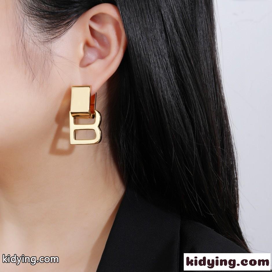 Bロゴ プレート ドロップピアス バレンシアガ イヤリング 偽物 ゴールド-4